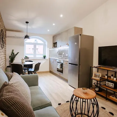 Unique City Center Apartments Gran Fenice With Free Garage Parking And Terrace Rijeka Exterior photo
